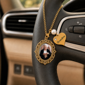 Personalized Loving Memory Heart Photo Steering Wheel Charm with Title Daily Use Memorial Day Birthday Gift for Family Friend